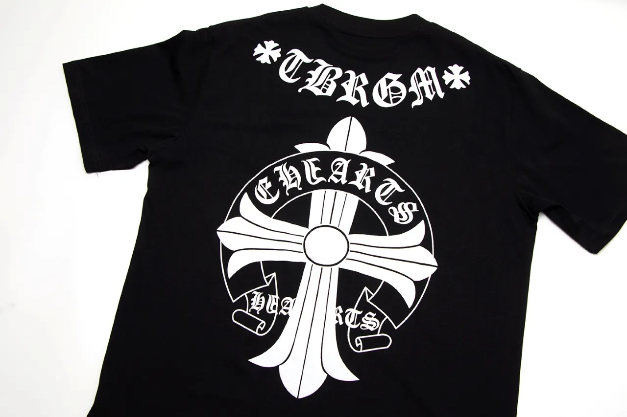 P150 Chrome Hearts Chrome Hearts Sanskrit Letter Foam Printed Short Sleeves Size: SMLXL Color: Black White Gray
